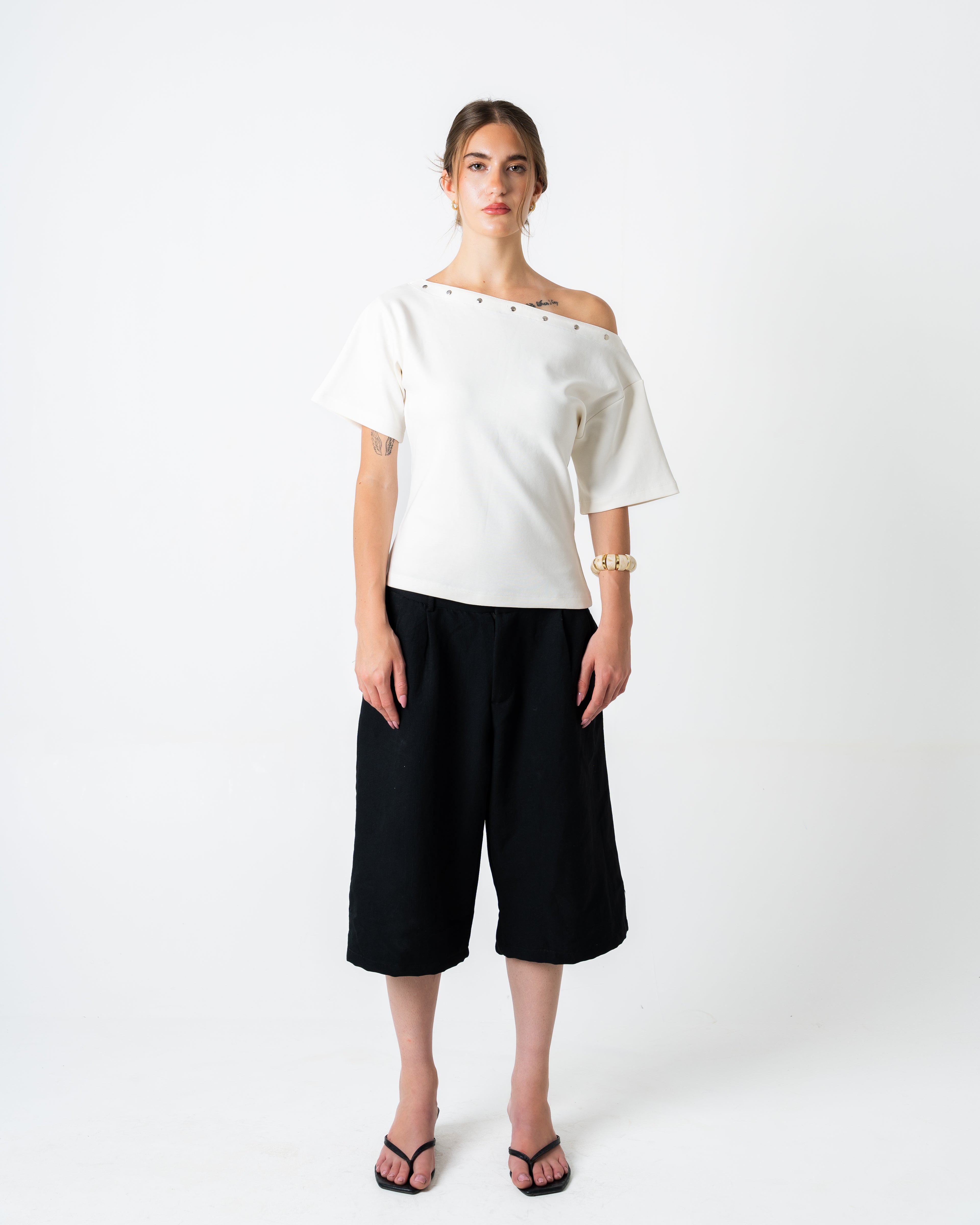 Off Shoulder t-shirt - White